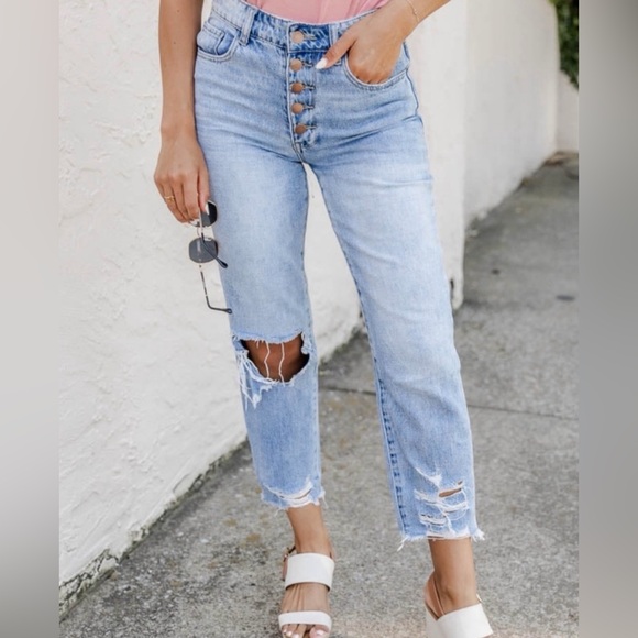 Pink Lily Light Wash Distressed Jeans - Picture 4 of 4